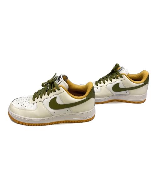 NIKE（ナイキ）NIKE (ナイキ) スニーカー ホワイト×グリーン サイズ:26の古着・服飾アイテム