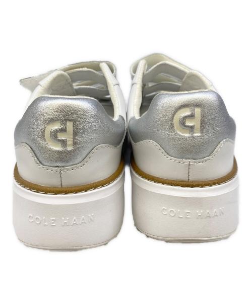 COLE HAAN（コールハーン）COLE HAAN (コールハーン) ローカットスニーカー ホワイト サイズ:L24の古着・服飾アイテム