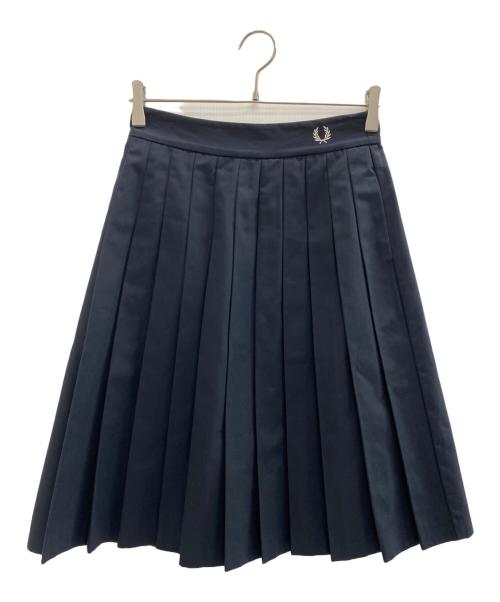 FRED PERRY（フレッドペリー）FRED PERRY (フレッドペリー) プリーツミディスカート ブラック サイズ:Sの古着・服飾アイテム