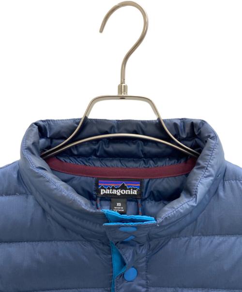Patagonia（パタゴニア）Patagonia (パタゴニア) 40周年白タグ復刻ダウンスナップTプルオーバー グレー×ネイビー サイズ:XSの古着・服飾アイテム