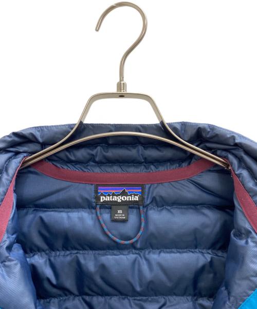 Patagonia（パタゴニア）Patagonia (パタゴニア) 40周年白タグ復刻ダウンスナップTプルオーバー グレー×ネイビー サイズ:XSの古着・服飾アイテム
