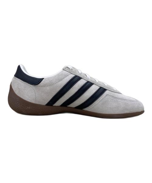 adidas（アディダス）adidas (アディダス) ローカットスニーカー アイボリー サイズ:24.5cmの古着・服飾アイテム