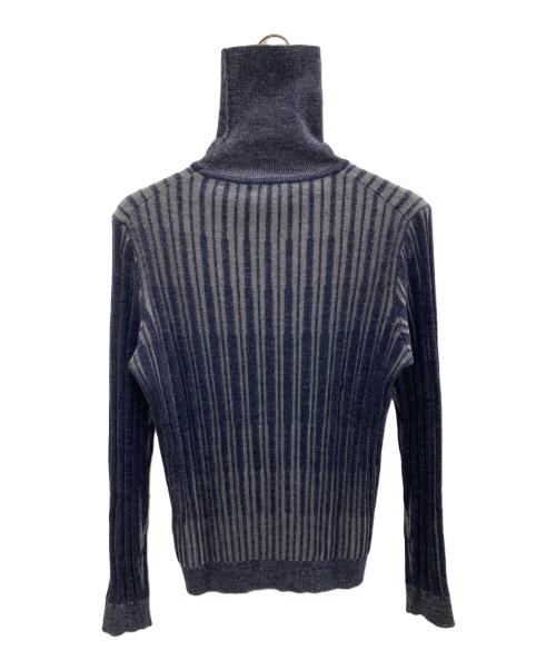 ARMANI COLLEZIONI（アルマーニ コレツィオーニ）ARMANI COLLEZIONI (アルマーニ コレツィオーニ) タートルネックストライプセーター ネイビー サイズ:48の古着・服飾アイテム