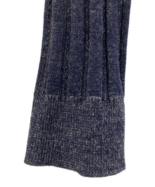 ARMANI COLLEZIONI（アルマーニ コレツィオーニ）ARMANI COLLEZIONI (アルマーニ コレツィオーニ) タートルネックストライプセーター ネイビー サイズ:48の古着・服飾アイテム