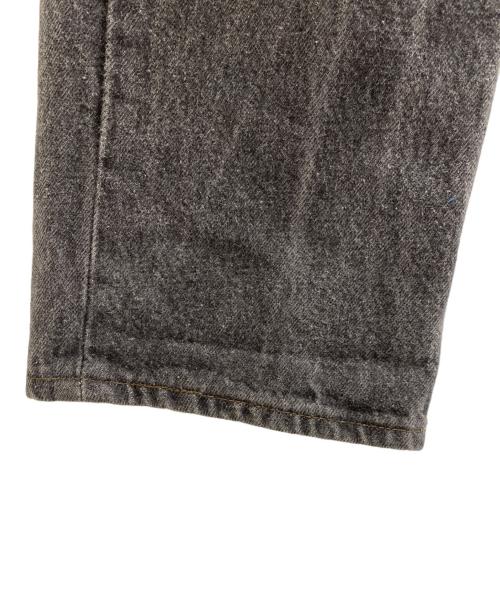 LEVI'S（リーバイス）LEVI'S (リーバイス) デニムパンツ グレー サイズ:W30の古着・服飾アイテム