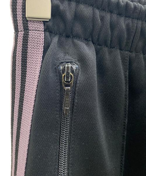 Needles（ニードルズ）Needles (ニードルズ) 17AW Track Pant Poly Smooth ブラック×パープル サイズ:Sの古着・服飾アイテム