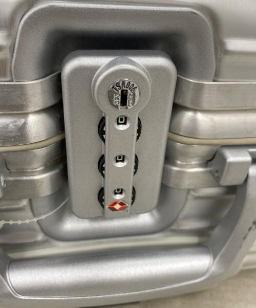 RIMOWA（リモワ）RIMOWA (リモワ) リモワ トパーズ ビジネストローリー 2輪 シルバーの古着・服飾アイテム