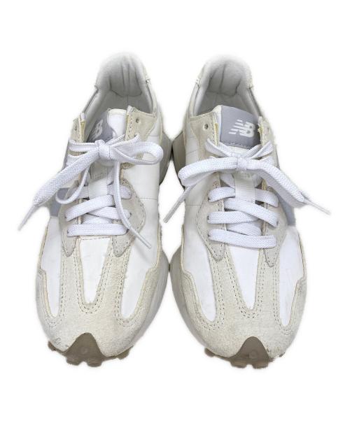 NEW BALANCE（ニューバランス）NEW BALANCE (ニューバランス) 327 ホワイト サイズ:25cmの古着・服飾アイテム