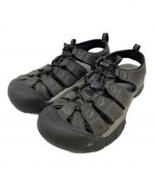 KEEN（キーン）の古着「サンダル」｜グレー