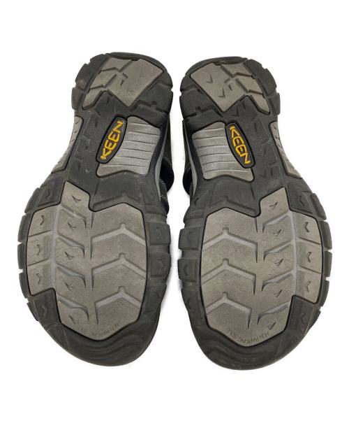 KEEN（キーン）KEEN (キーン) サンダル グレー サイズ:26の古着・服飾アイテム