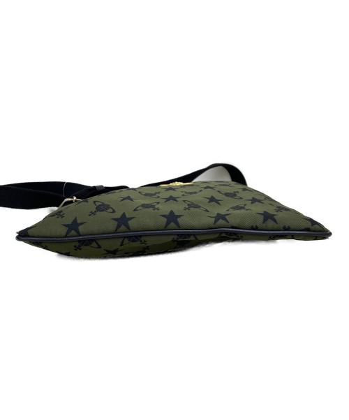 Vivienne Westwood（ヴィヴィアンウエストウッド）Vivienne Westwood (ヴィヴィアンウエストウッド) ショルダーバッグ グリーンの古着・服飾アイテム