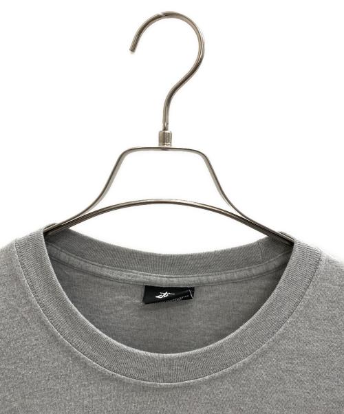 stussy（ステューシー）stussy (ステューシー) S/S small logo tee グレー サイズ:Mの古着・服飾アイテム