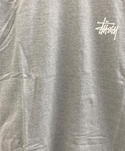 stussy（ステューシー）stussy (ステューシー) S/S small logo tee グレー サイズ:Mの古着・服飾アイテム