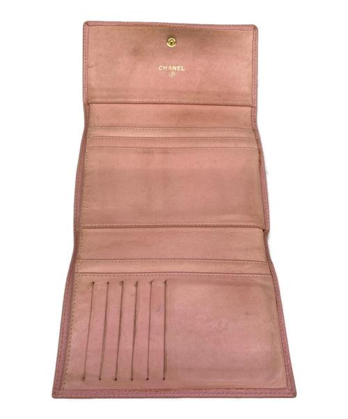 CHANEL（シャネル）CHANEL (シャネル) 3つ折り財布 ピンクの古着・服飾アイテム