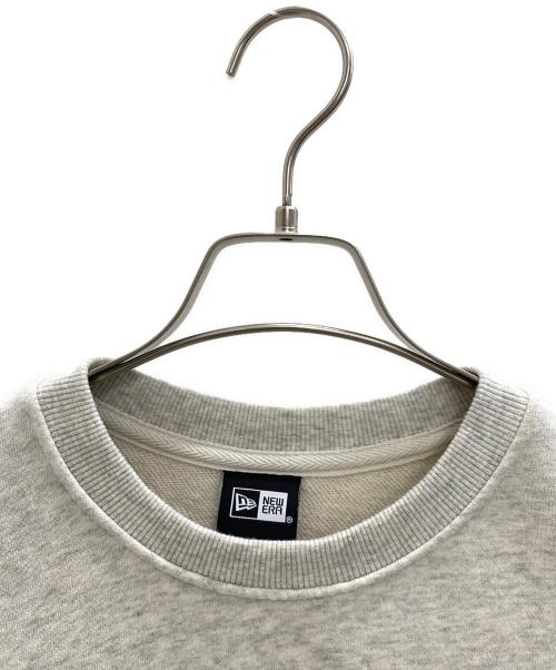 New Era（ニューエラ）New Era (ニューエラ) スリーブプリントロゴスウェット ホワイト サイズ:Mの古着・服飾アイテム