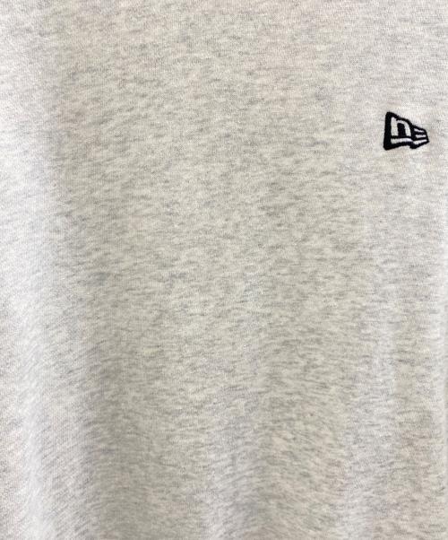 New Era（ニューエラ）New Era (ニューエラ) スリーブプリントロゴスウェット ホワイト サイズ:Mの古着・服飾アイテム