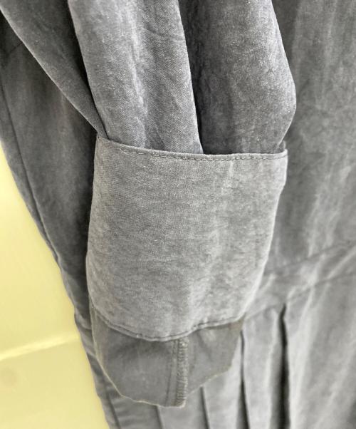 SHIPS any（シップスエニィ）SHIPS any (シップスエニィ) 【25AW】ピーチスキン サイド プリーツ バンドカラー シャツ ワンピース ネイビー サイズ:Fの古着・服飾アイテム