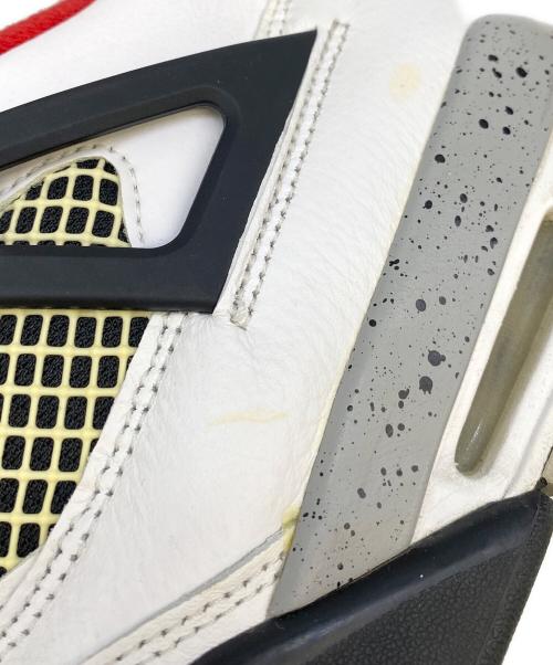 NIKE（ナイキ）NIKE (ナイキ) スニーカー ホワイト サイズ:27.5の古着・服飾アイテム