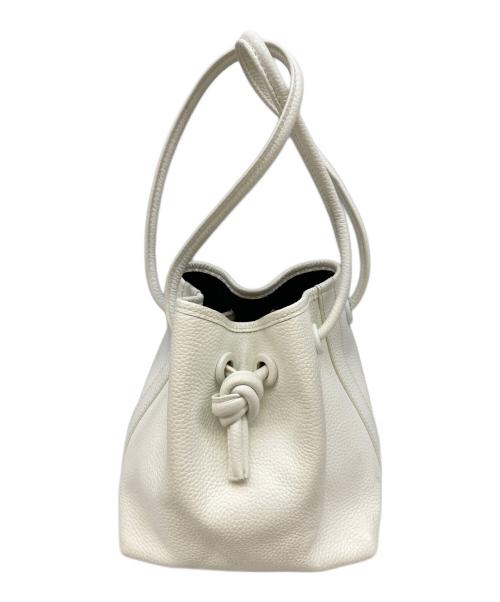 VASIC（ヴァジック）VASIC (ヴァジック) 巾着レザーハンドバッグ ホワイトの古着・服飾アイテム
