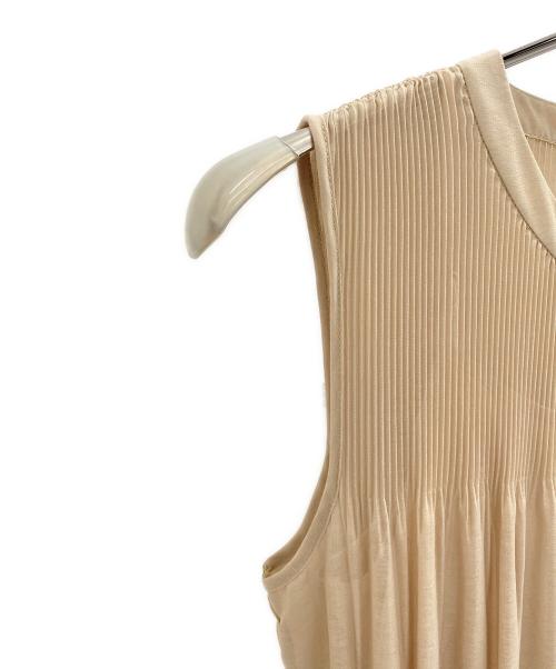 Snidel（スナイデル）Snidel (スナイデル) 20SS ティアードシアープリーツワンピース ベージュ サイズ:1 未使用品の古着・服飾アイテム