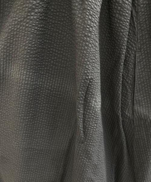 Spick and Span（スピック＆スパン）Spick and Span (スピック＆スパン) 24SS S.Shiori*S コットンサッカーキャミワンピース ブラック サイズ:36の古着・服飾アイテム