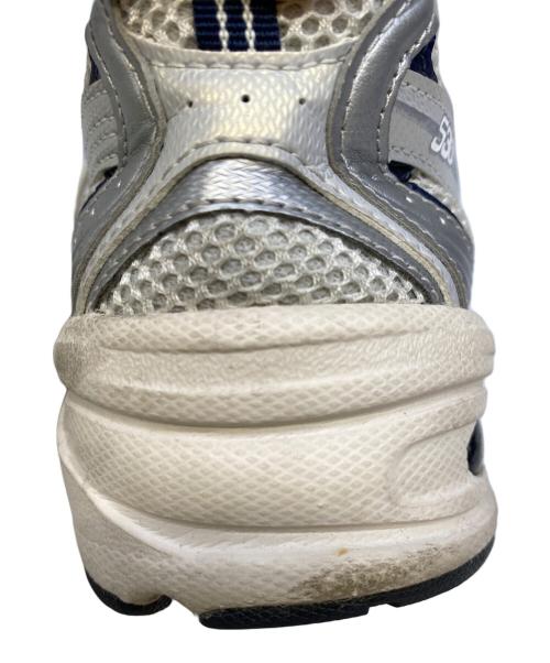NEW BALANCE（ニューバランス）NEW BALANCE (ニューバランス) スニーカー シルバー×ネイビー サイズ:24.5の古着・服飾アイテム