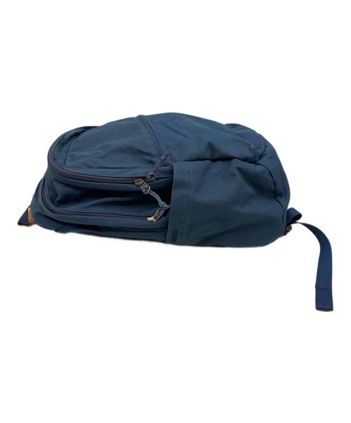 FJALLRAVEN（フェールラーベン）FJALLRAVEN (フェールラーベン) リュック ネイビーの古着・服飾アイテム
