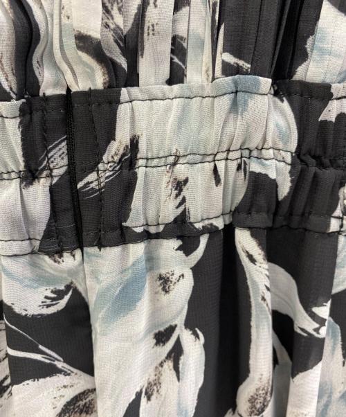 HER LIP TO（ハーリップトゥ）HER LIP TO (ハーリップトゥ) ノースリーブ・キャミソールワンピース ブラック サイズ:Sの古着・服飾アイテム