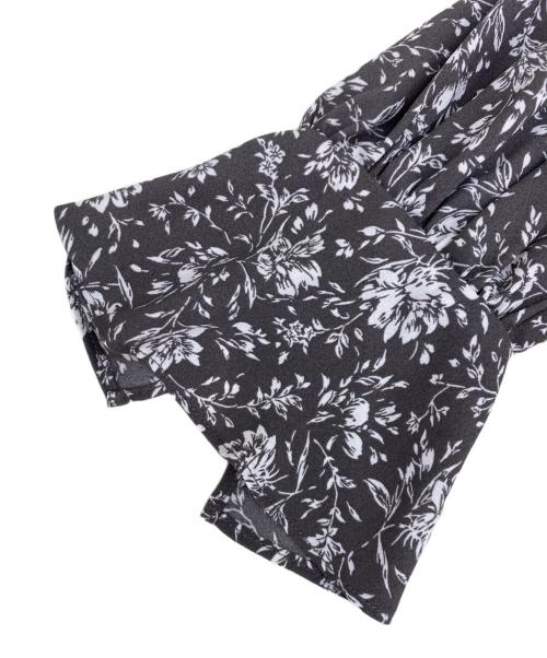 Snidel（スナイデル）Snidel (スナイデル) 24SS ボレロライクフリルプリントワンピース グレー サイズ:1の古着・服飾アイテム