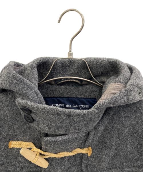 COMME des GARCONS HOMME（コムデギャルソン オム）COMME des GARCONS HOMME (コムデギャルソン オム) Gloverall (グロバーオール) グローバルオール別注ダッフルコート グレー サイズ:XSの古着・服飾アイテム