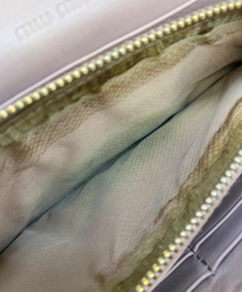 MIU MIU（ミュウミュウ）MIU MIU (ミュウミュウ) 長財布 ピンクの古着・服飾アイテム
