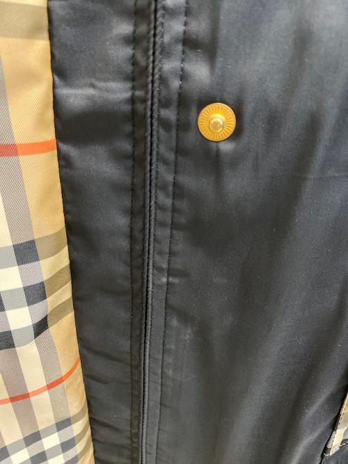 Burberry's（バーバリーズ）Burberry's (バーバリーズ) 金釦ナイロンジャケット ブラック サイズ:Lの古着・服飾アイテム