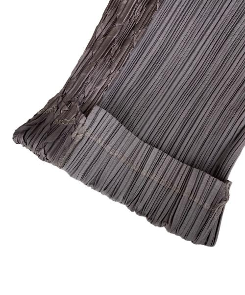 ISSEY MIYAKE（イッセイミヤケ）ISSEY MIYAKE (イッセイミヤケ) サイド切替プリーツパンツ グレー サイズ:1の古着・服飾アイテム