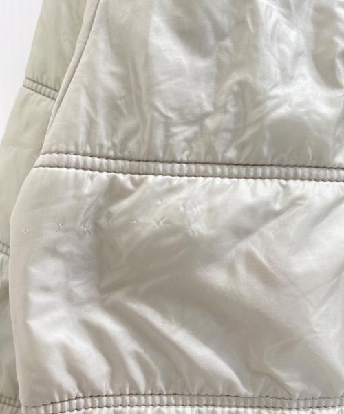 CHANEL（シャネル）CHANEL (シャネル) ココマークボタン付きパデッドジャケット ホワイト サイズ:42の古着・服飾アイテム