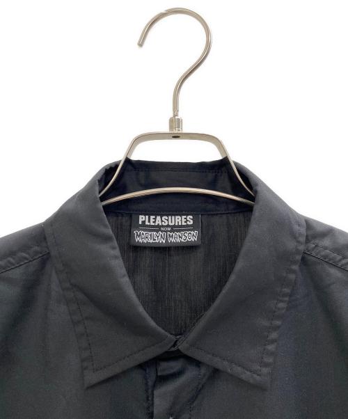 PLEASURES（プレジャーズ）PLEASURES (プレジャーズ) Marilyn Manson (マリリンマンソン) Pleasures X Marilyn Manson S/S Shirts ブラック サイズ:Sの古着・服飾アイテム