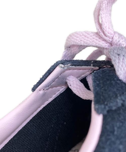 adidas（アディダス）adidas (アディダス) スニーカー ブラック×ピンク サイズ:24cmの古着・服飾アイテム