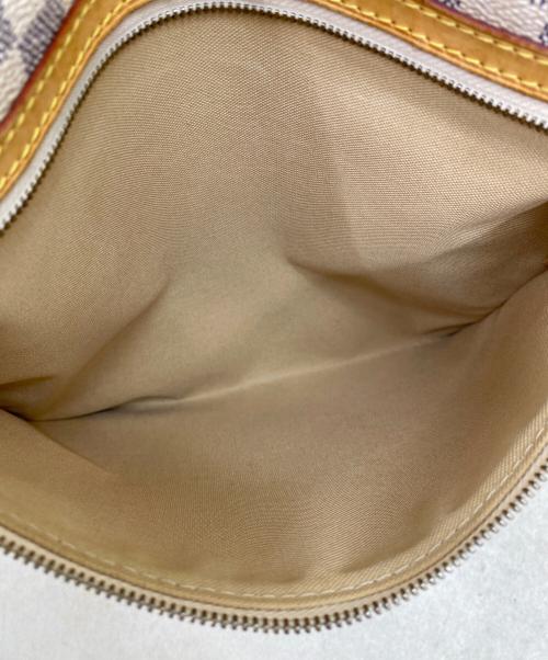 LOUIS VUITTON（ルイ ヴィトン）LOUIS VUITTON (ルイ ヴィトン) ポシェット・ボスフォール アイボリーの古着・服飾アイテム