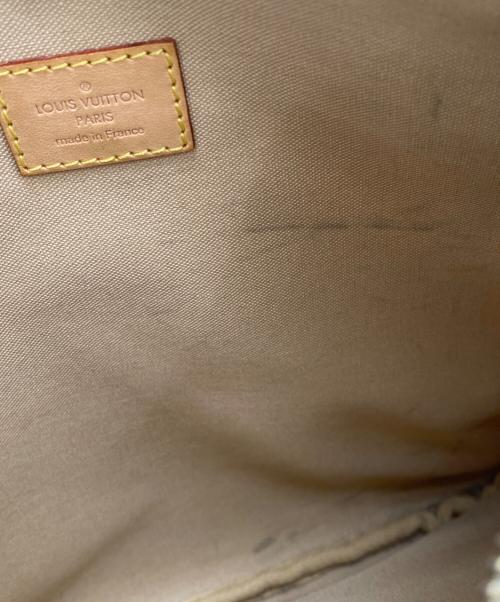LOUIS VUITTON（ルイ ヴィトン）LOUIS VUITTON (ルイ ヴィトン) ポシェット・ボスフォール アイボリーの古着・服飾アイテム
