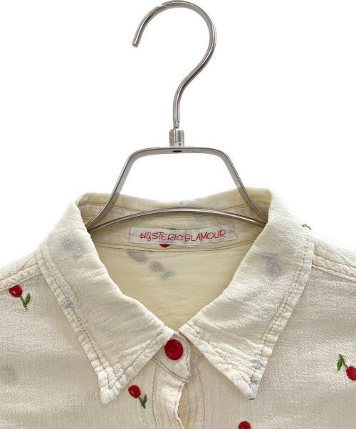 Hysteric Glamour（ヒステリックグラマー）Hysteric Glamour (ヒステリックグラマー) チェリー エンブロイダリー シャツ ベージュ サイズ:Freeの古着・服飾アイテム