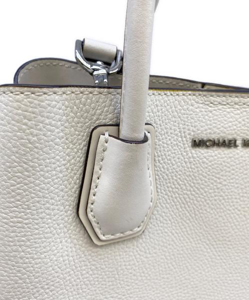 MICHAEL KORS（マイケルコース）MICHAEL KORS (マイケルコース) 2WAYバッグ ホワイトの古着・服飾アイテム