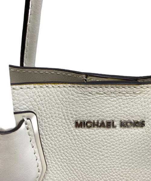 MICHAEL KORS（マイケルコース）MICHAEL KORS (マイケルコース) 2WAYバッグ ホワイトの古着・服飾アイテム