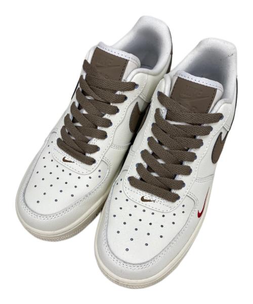 NIKE（ナイキ）NIKE (ナイキ) AIR FORCE1 Premium アイボリー×ブラウン サイズ:22.5cmの古着・服飾アイテム