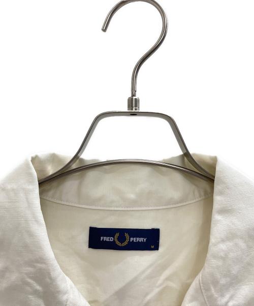 FRED PERRY（フレッドペリー）FRED PERRY (フレッドペリー) Linen Blend Revere Collar Shirt ホワイト サイズ:Mの古着・服飾アイテム