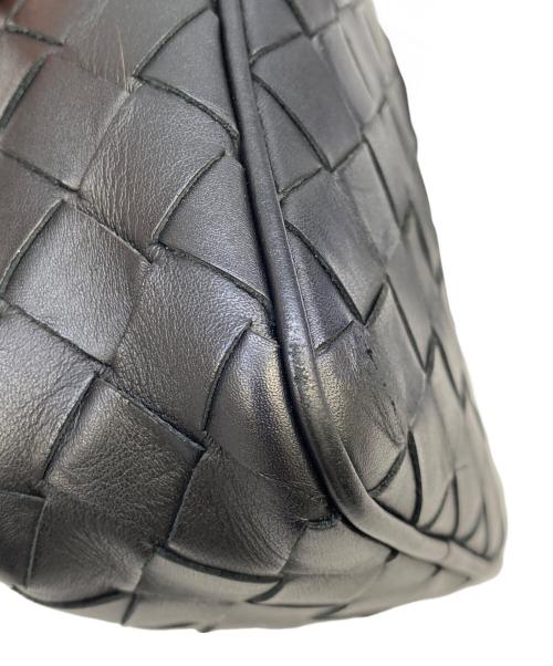 BOTTEGA VENETA（ボッテガベネタ）BOTTEGA VENETA (ボッテガベネタ) イントレチャート・ミニクロスボディバッグ ブラックの古着・服飾アイテム