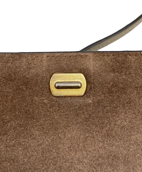 FURLA（フルラ）FURLA (フルラ) ライクミニ ショルダーウォレット グレージュの古着・服飾アイテム