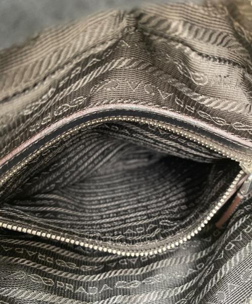 PRADA（プラダ）PRADA (プラダ) ショルダーバッグ ブラウンの古着・服飾アイテム