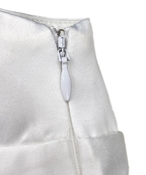 Bibiy.（ビビィ）Bibiy. (ビビィ) ASHLEY SUSPENDER SKIRT ホワイト サイズ:Mの古着・服飾アイテム