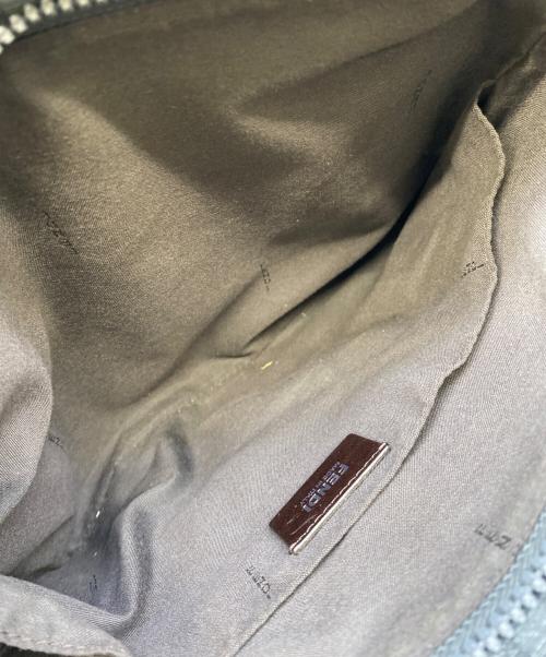 FENDI（フェンディ）FENDI (フェンディ) ショルダーバッグ グレーの古着・服飾アイテム