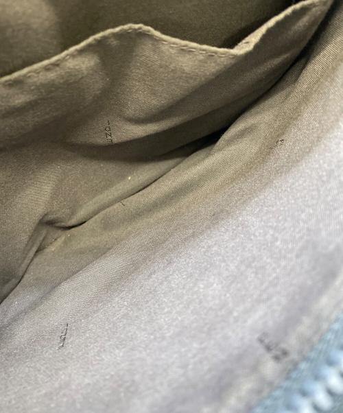 FENDI（フェンディ）FENDI (フェンディ) ショルダーバッグ グレーの古着・服飾アイテム