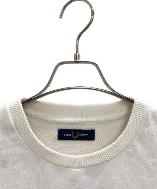 FRED PERRY（フレッドペリー）FRED PERRY (フレッドペリー) スウェット ホワイト サイズ:Lの古着・服飾アイテム